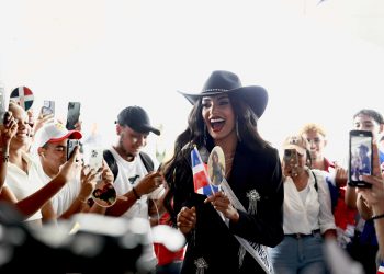 Celinee Santos: "Quiero que el universo escuche el nombre de República Dominicana"