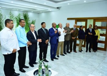 FECOOPCEN expone aportes del cooperativismo a representantes de medios