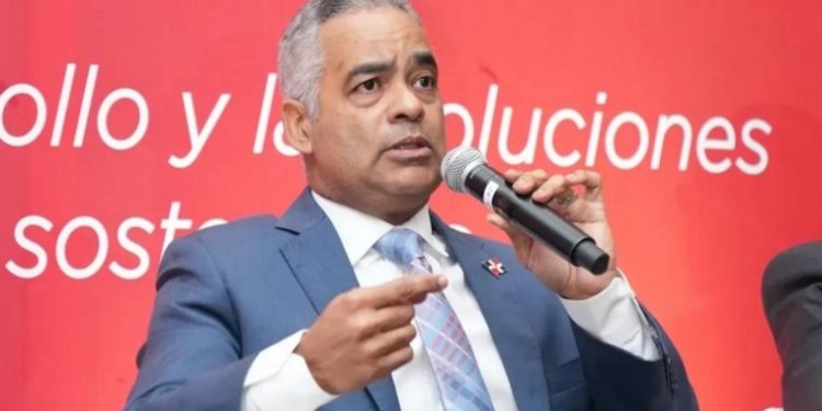 Se desarrollan 30 proyectos de generación eléctrica ante la creciente demanda de energía.