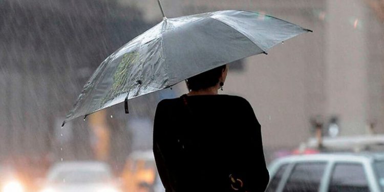 Indomet pronóstica aguaceros con tormentas eléctricas en varias localidades del país
