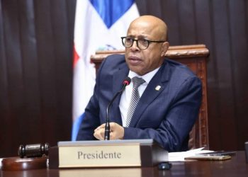 Diputados aprueban ley para reforma constitucional