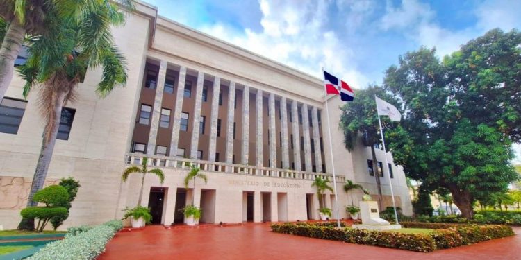 En dos años Ministerio de Educación ha sancionado alrededor de 60 maestros por abuso sexual