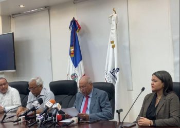 El Minerd anuncia evaluación de docentes para medir la competitividad