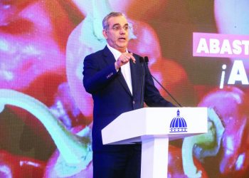 Abinader garantiza fiestas y alimentos básicos en esta Navidad