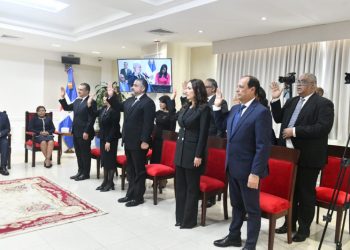 Senado juramenta pleno de la JCE: “No hay posibilidad de que puedan fallarle a la sociedad”