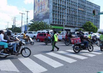 El caos en vías del Distrito Nacional se complica cada día más