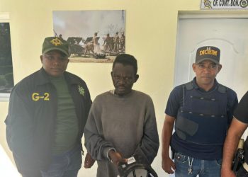 Someterán a la justicia a haitiano acusado de agredir a médicos del hospital Darío Contreras