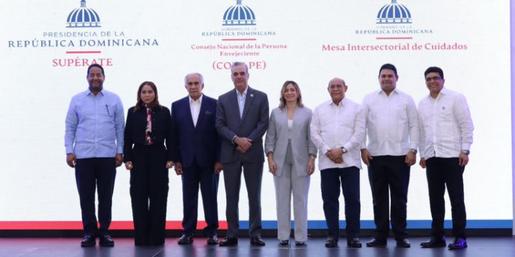 CONAPE auxiliará a adultos mayores residentes en La Cuaba, de Pedro Brand.