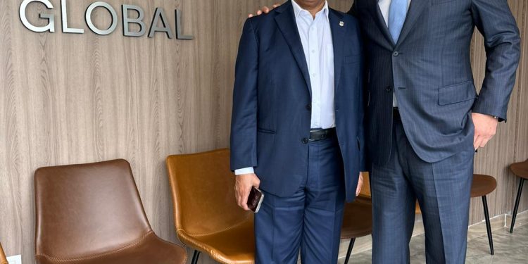 Alfredo Pacheco se somete a cirugía robótica de próstata con el Dr. David Samadi