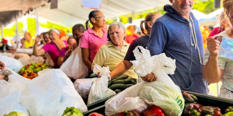 Este viernes inician las Grandes Ferias Navidad del Cambio con el Inespre en Azua