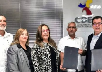 Foro Anuncian Calidad Educativa en Santiago