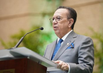 Economía crece 5.1% en once meses