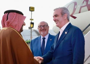 Abinader se reúne este sábado con primer ministro de Qatar