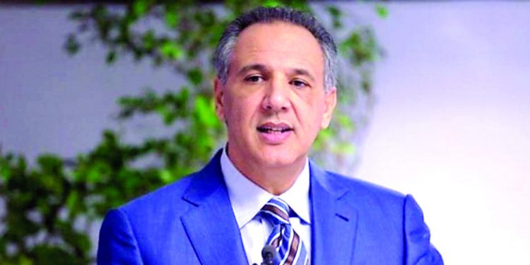 Tres hermanos desisten de querella contra el ex ministro José Ramón Peralta