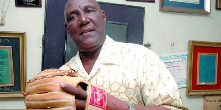 Los restos de Rico Carty serán traídos al país mañana