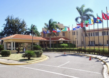 Abinader designa nuevos embajadores ante organismos internacionales