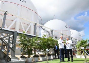 Gobierno inaugura depósito de GLP que amplía la capacidad de almacenamiento hasta 41 días