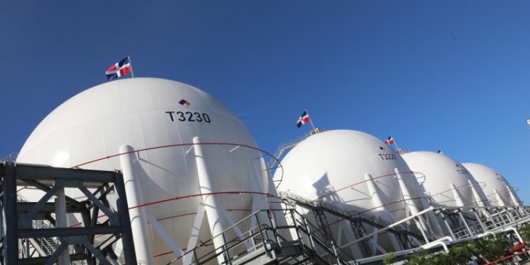 Gobierno aumenta capacidad de reserva de GLP a 380,000 barriles