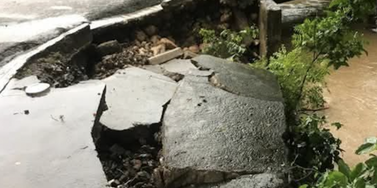 Lluvias intensas inundan zonas de Puerto Plata y otras regiones