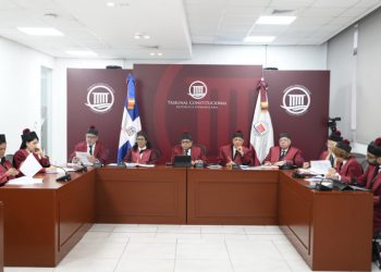 Candidatos independientes no requerían partidos hasta 1962