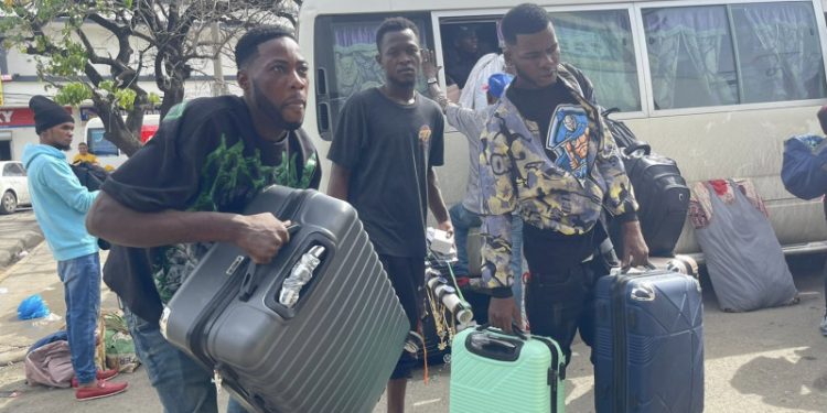 Migración suspenderá repatriaciones de haitianos a final de año por tregua navideña