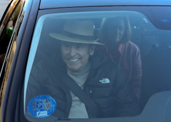 Raphael sale del hospital tras diez días ingresado