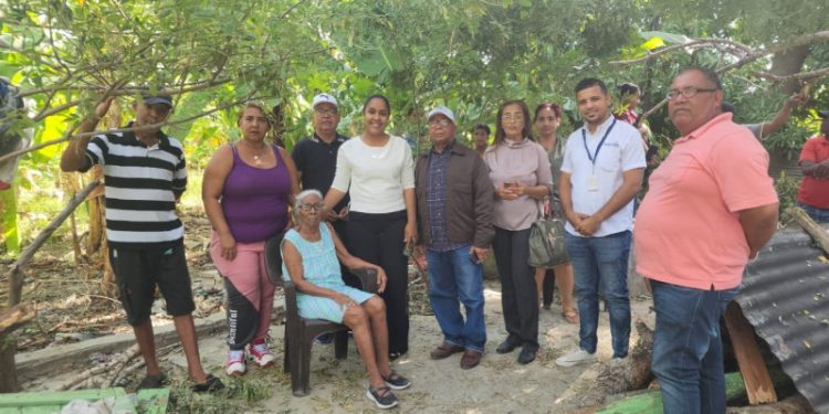 Construirán casa a doña Mirita destruida por caída de un árbol en Galván