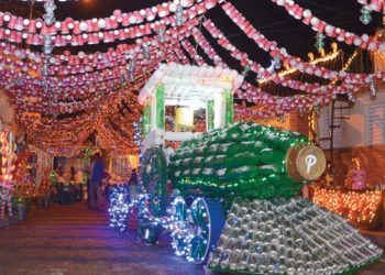 El Clúster Turístico de Santiago valora "Mi Barrio está en Navidad" que realiza el Centro León