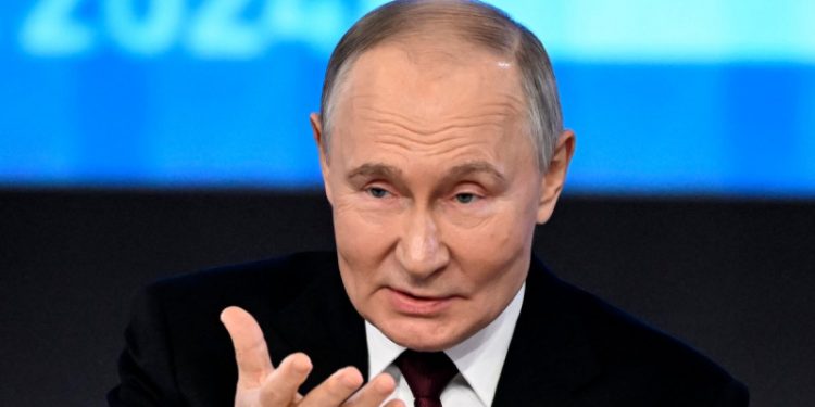 Putin se quiere reunir con Trump para hablar de Rusia y EEUU