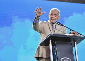 Ezequiel Molina: el pueblo está “desviado” por la “mala calidad” de pastores y sacerdotes