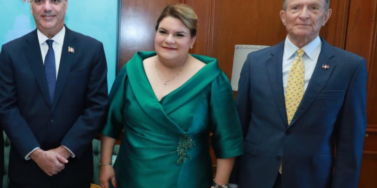 Gobernadora de Puerto Rico promete afianzar lazos económicos con República Dominicana