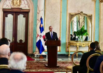 Abinader al régimen chavista: Aún están a tiempo de cruzar al lado correcto de la historia