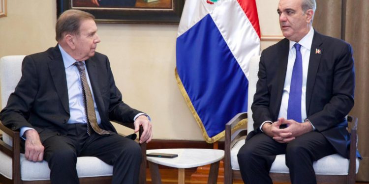 Gobierno dominicano reconoce que Edmundo González fue el más votado "a todas luces" en Venezuela