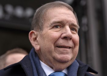 Edmundo González Urrutia llegará este jueves a Costa Rica; actualmente está en Guatemala