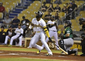 Águilas dan señales de vida al superar a las Estrellas