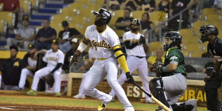 Águilas dan señales de vida al superar a las Estrellas