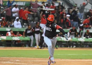 Escogido vence EO por segunda noche seguida y se coloca a un paso de la final