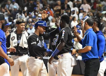 Núñez decide y guía al Licey a su tercera final al hilo
