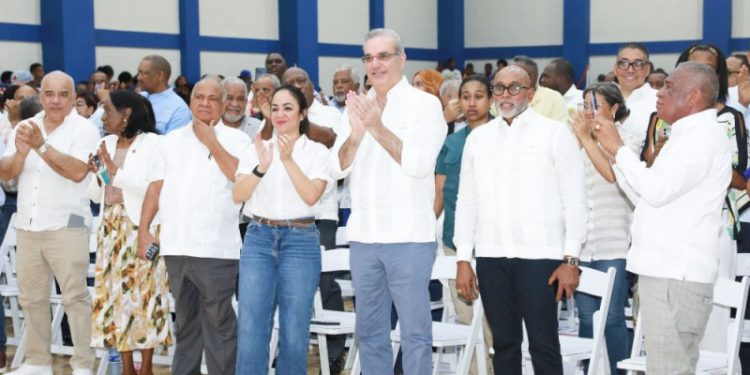 Gobierno entrega obras por casi RD$700 millones en el gran Santo Domingo
