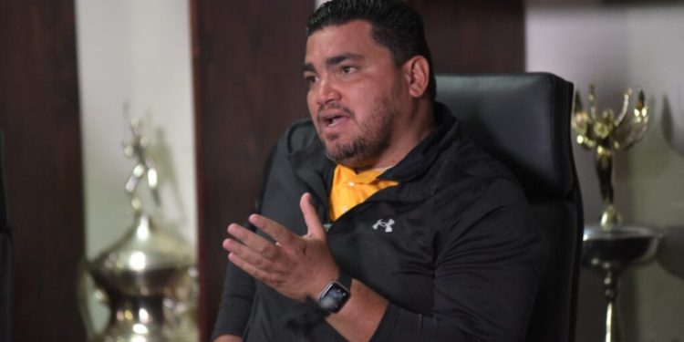 Ángel Ovalles renuncia como gerente general de las Águilas Cibaeñas