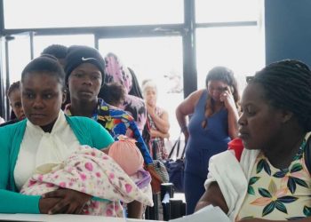 Partos de haitianas: un alto costo que compromete la salud dominicana