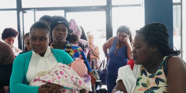 Partos de haitianas: un alto costo que compromete la salud dominicana