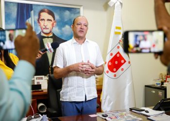 Ulises espera diputados aprueben reforma a ley sobre desechos sólidos