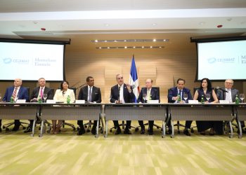 Presidente Abinader participa en acto firma para construcción nuevo centro oncológico