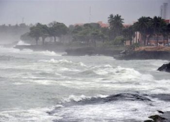 Refuerzan recomendaciones marinas ante oleaje anormal en sector de la costa atlántica