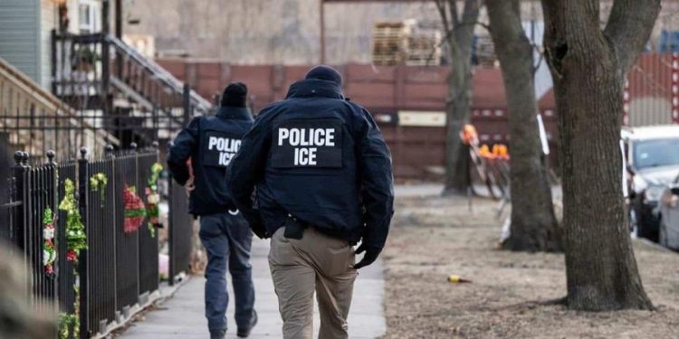 Más de 1,600 dominicanos tienen orden de deportación en EE.UU.