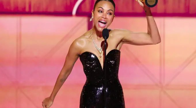 Golden Globes 2025: La dominicana Zoe Saldaña gana como mejor actriz de reparto por “Emilia Pérez”