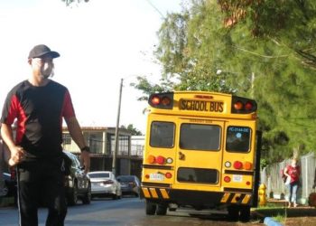 Escuelas de PR con niños dominicanos presentaron ausentismo de más de un 60% por repatriaciones