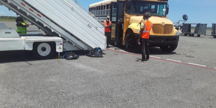 Gobierno dice no aceptará migrantes de otros países deportados por EEUU