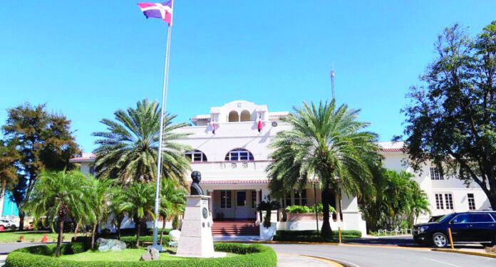 Gobierno designa embajadores en Japón, Brasil y Portugal